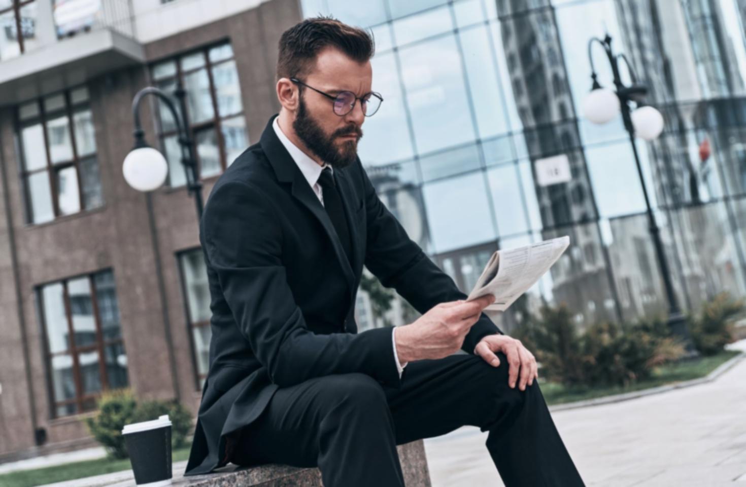 Analyse de fiches de paie et ajustement des calculs